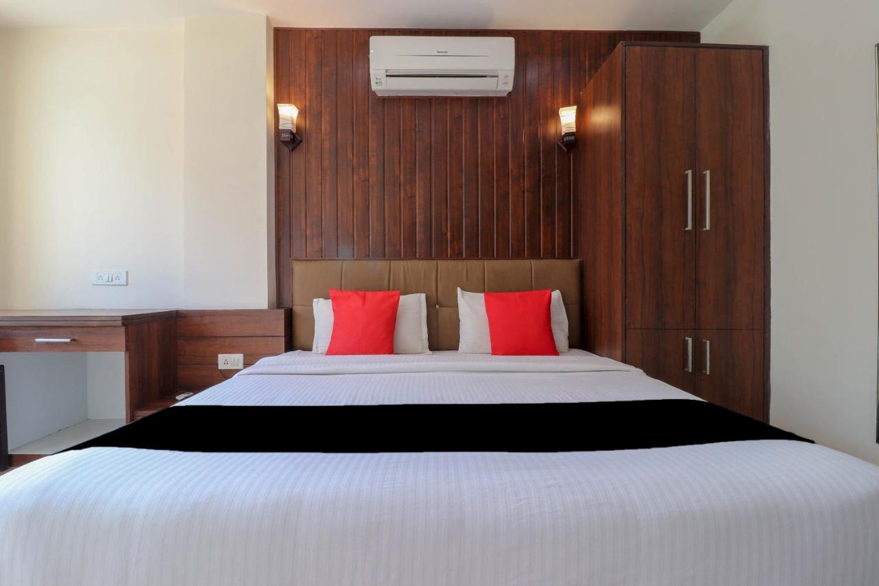 Capital O 76444 Hotel Hill-Top Inn Narendra Nagar Екстериор снимка