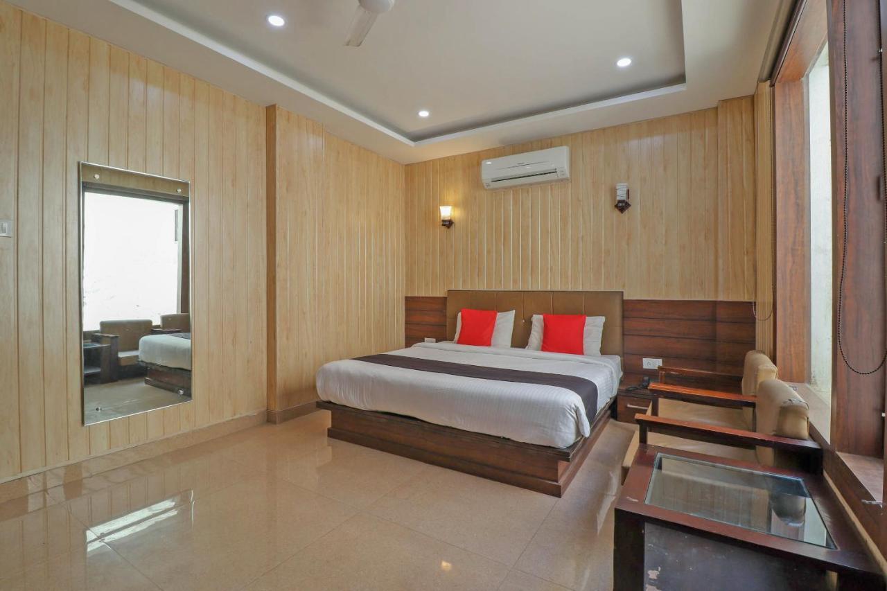 Capital O 76444 Hotel Hill-Top Inn Narendra Nagar Екстериор снимка