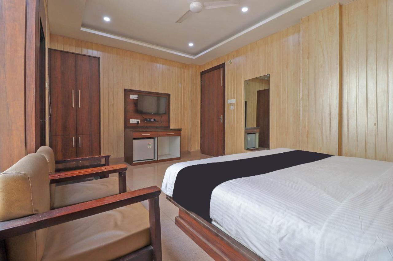 Capital O 76444 Hotel Hill-Top Inn Narendra Nagar Екстериор снимка