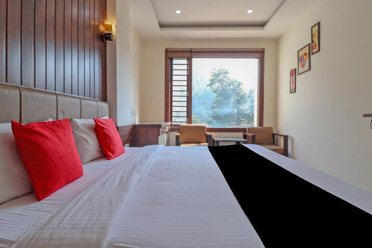 Capital O 76444 Hotel Hill-Top Inn Narendra Nagar Екстериор снимка