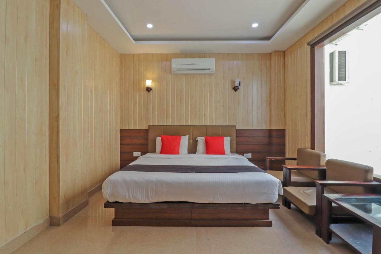 Capital O 76444 Hotel Hill-Top Inn Narendra Nagar Екстериор снимка