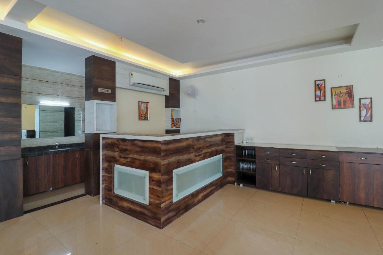 Capital O 76444 Hotel Hill-Top Inn Narendra Nagar Екстериор снимка